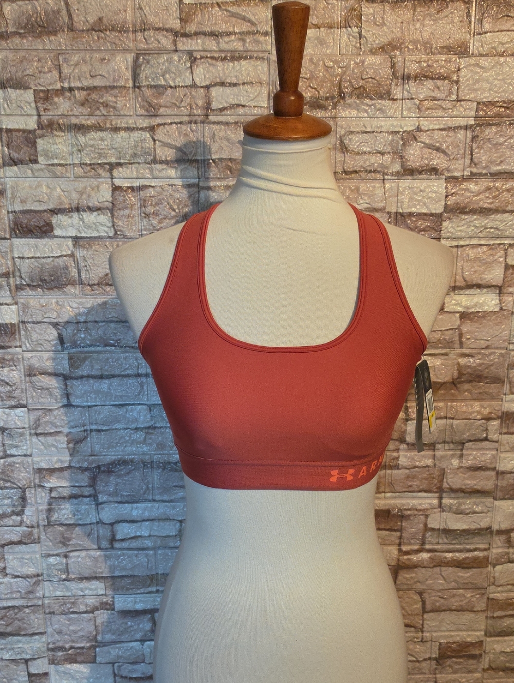 Under Armour Women’s Rust Sports Bra - Medium Support Brand New